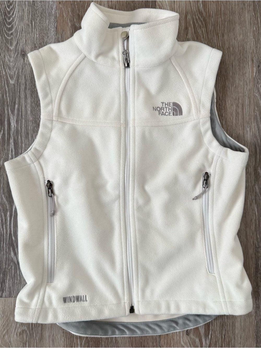 The North Face Women's WindWall Fleece Vest in white